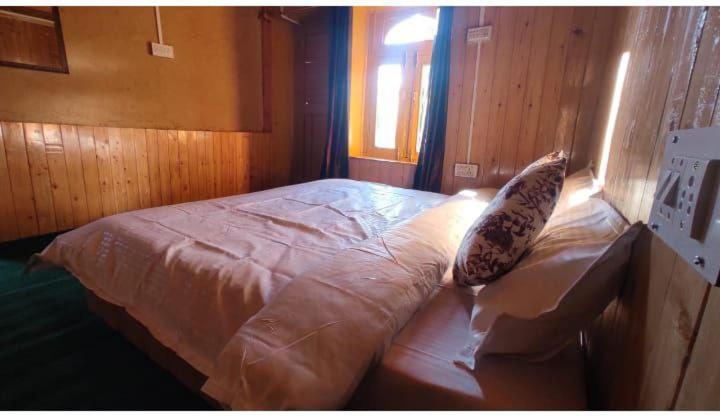 Apartmán Old Is Gold Mudhouse Lushal Jibhi Exteriér fotografie
